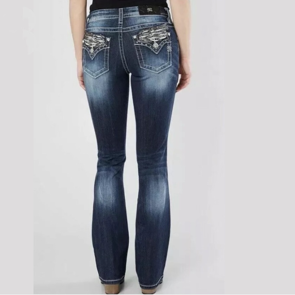 Last one Sz 28🌹Miss Me Mid rise Easy Bootcut - Picture 3 of 3